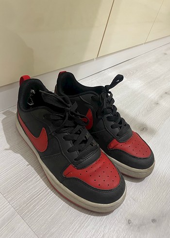Kırmızı Siyah Kadın nike ayakkabı - Görsel 2