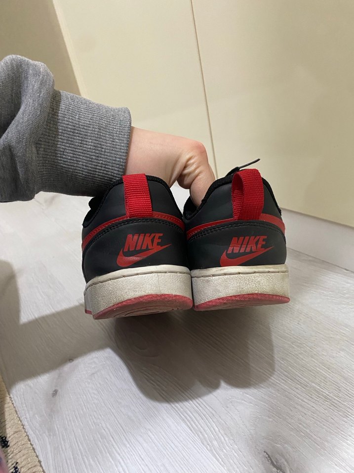 Kırmızı Siyah Kadın nike ayakkabı - Görsel 5