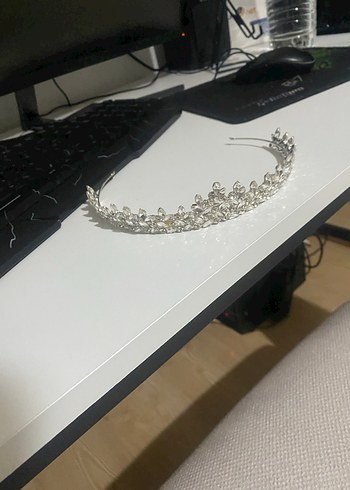 Gümüş Işıltılı Taç - Görsel 3