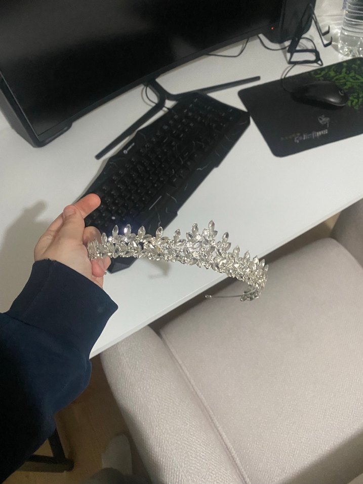 Gümüş Işıltılı Taç - Görsel 2