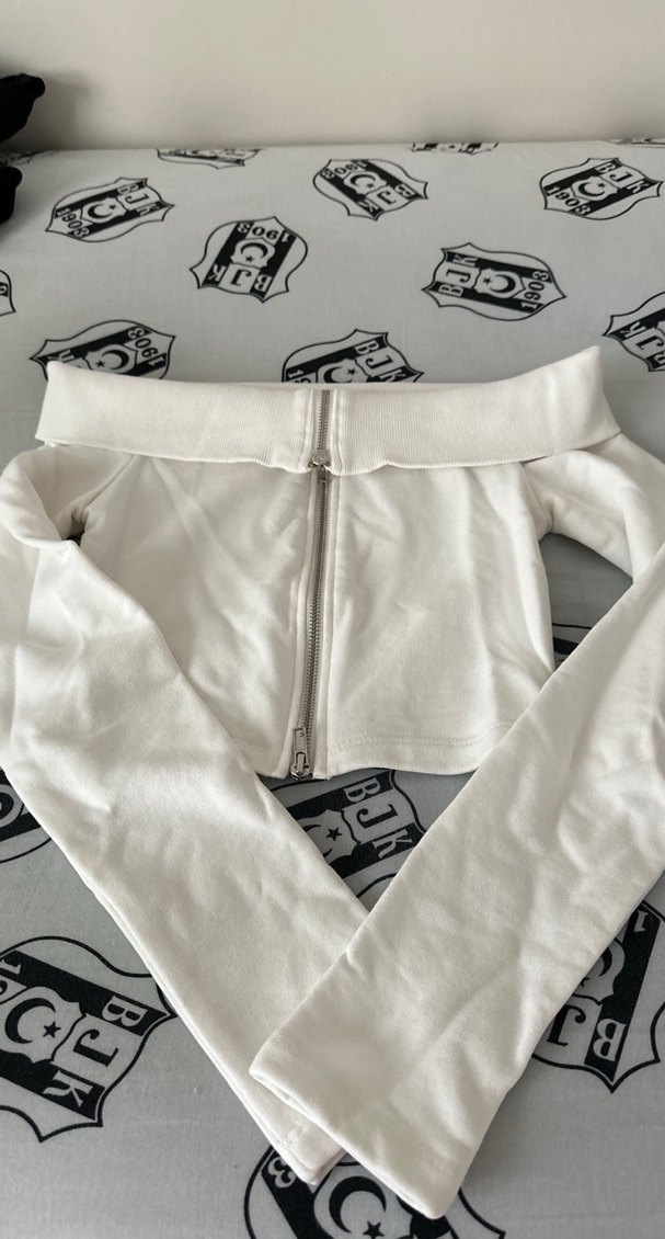 Kayık yaka crop uzun kollu - Görsel 2