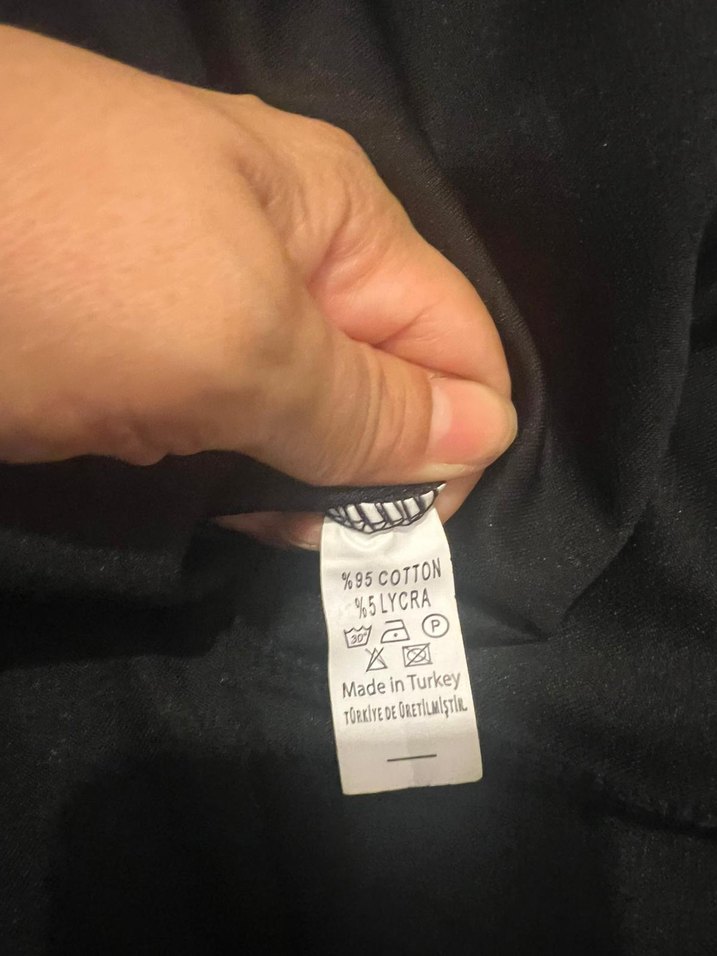 Dantel Detaylı Siyah Uzun Kollu Gotik Elbise - Görsel 4