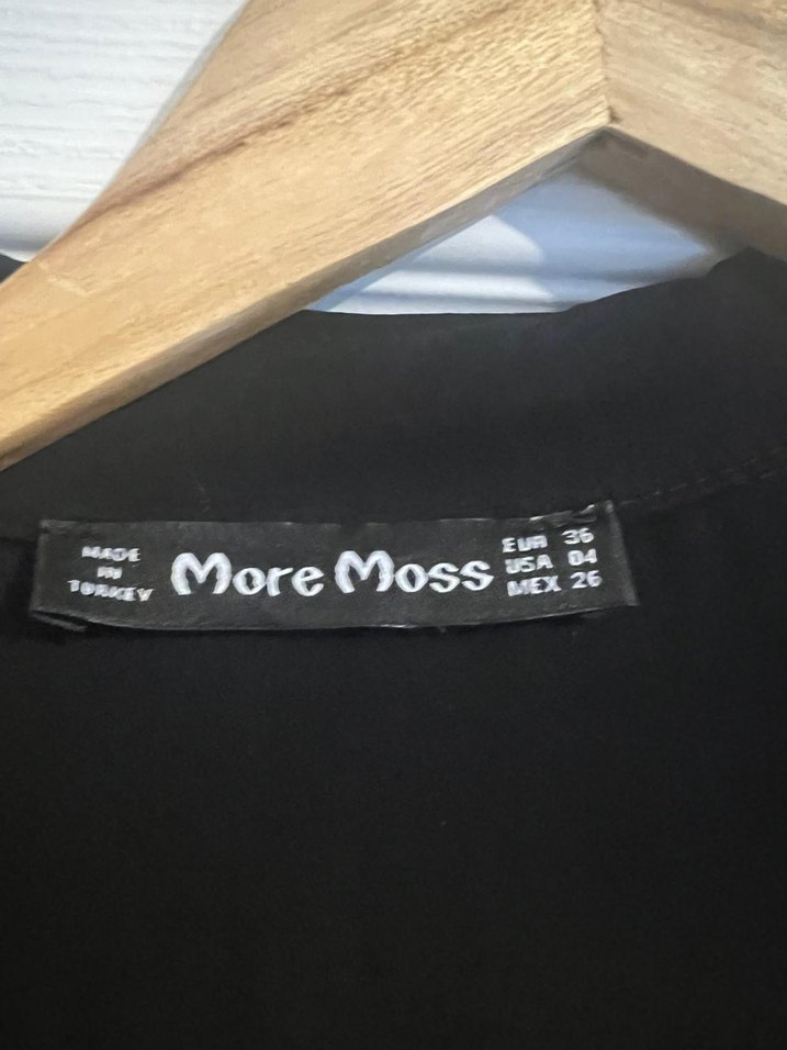 Düğmeli Siyah Elbise - Görsel 3