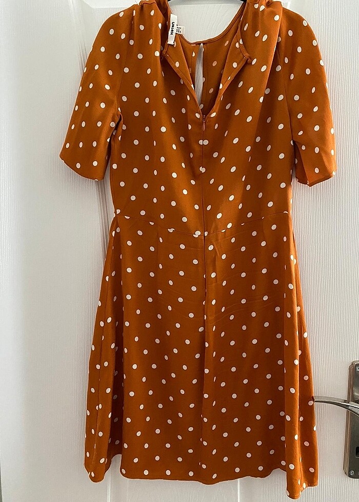 Turuncu Elbise - Görsel 4