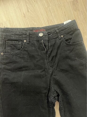 Siyah Kot - Görsel 3