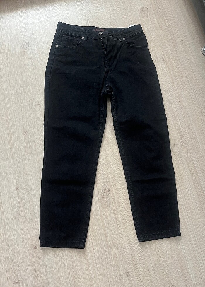 Siyah Kot - Görsel 2