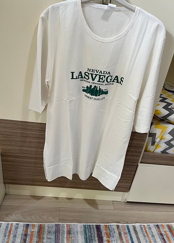 Renkli Baskılı Beyaz Kadın Tişört - Görsel 4