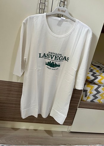 Renkli Baskılı Beyaz Kadın Tişört - Görsel 3