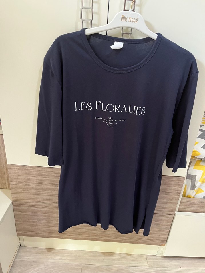 Siyah Baskılı Mini Kadın Tişört - Görsel 2