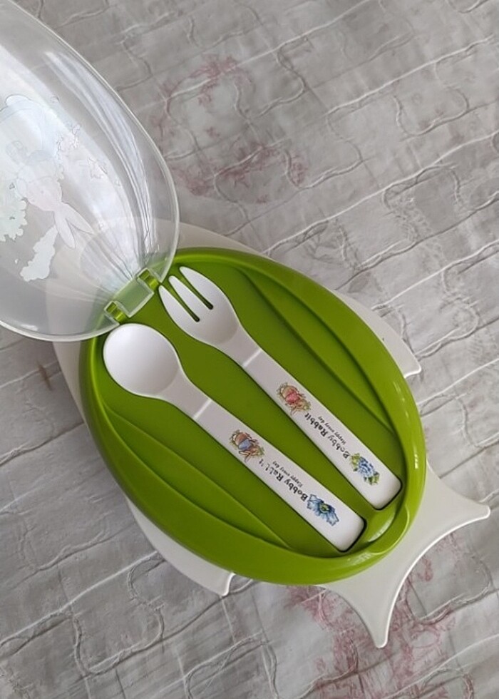 İki bölmeli kapaklı kaşık ve çatallı mama kabı - Görsel 2