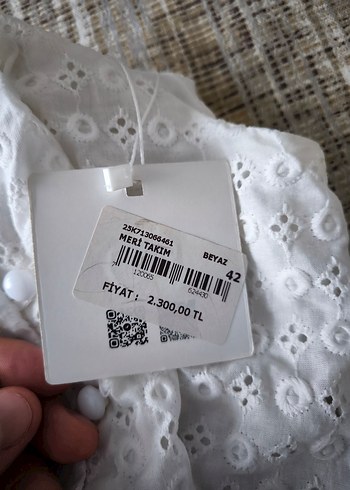 Beyaz Nakışlı takım elbise - Görsel 7