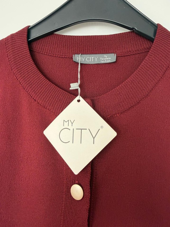 Düğmeli Bordo Kadın Hırka - Görsel 2