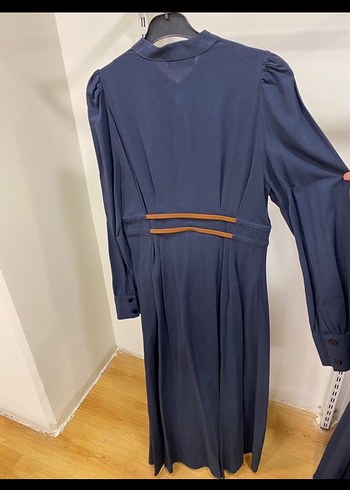 Kemer Detaylı Lacivert Uzun Kollu Kadın Elbise - Görsel 3