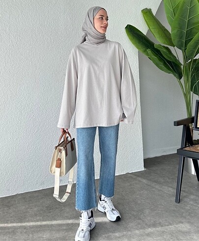 Zara Modaaksa uzun kollu tişört