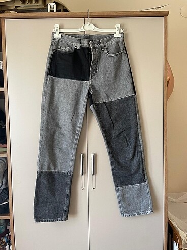 blok renkli jean