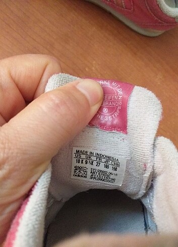 27 Beden pembe Renk Orjinal adidas
