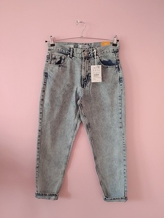 m Beden Pull&Bear; yeni&etiketli; açık mavi mom fit jean 