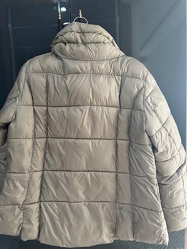 38 Beden Mango kürklü kısa mont