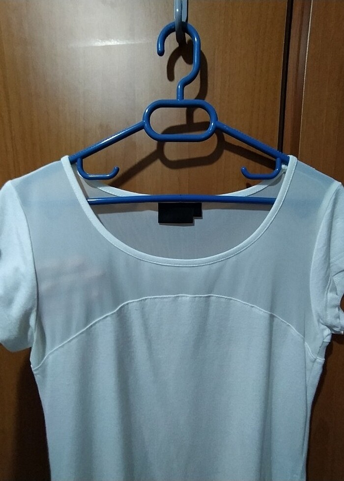 beyaz dantel ve tül detaylı tişört  - Görsel 2