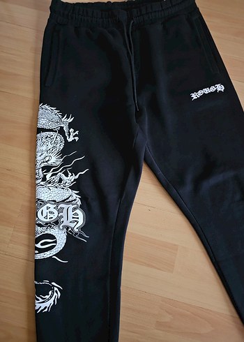 Siyah Baskılı Eşofman Altı - Görsel 4