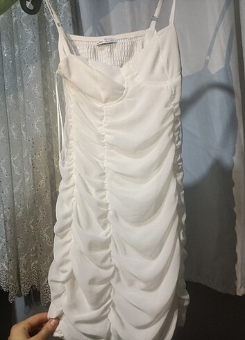 Bershka Elbise