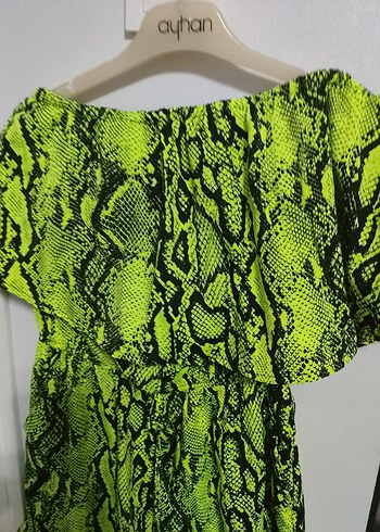 Yeşil Yılan Desenli Mini Straplez Tulum - Görsel 3