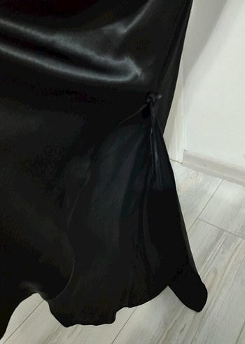 Siyah İşlemeli Uzun Gotik - Görsel 4