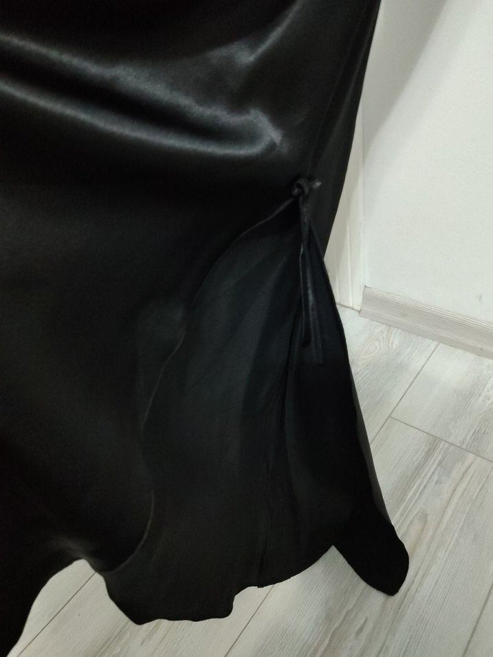 Siyah İşlemeli Uzun Gotik - Görsel 4