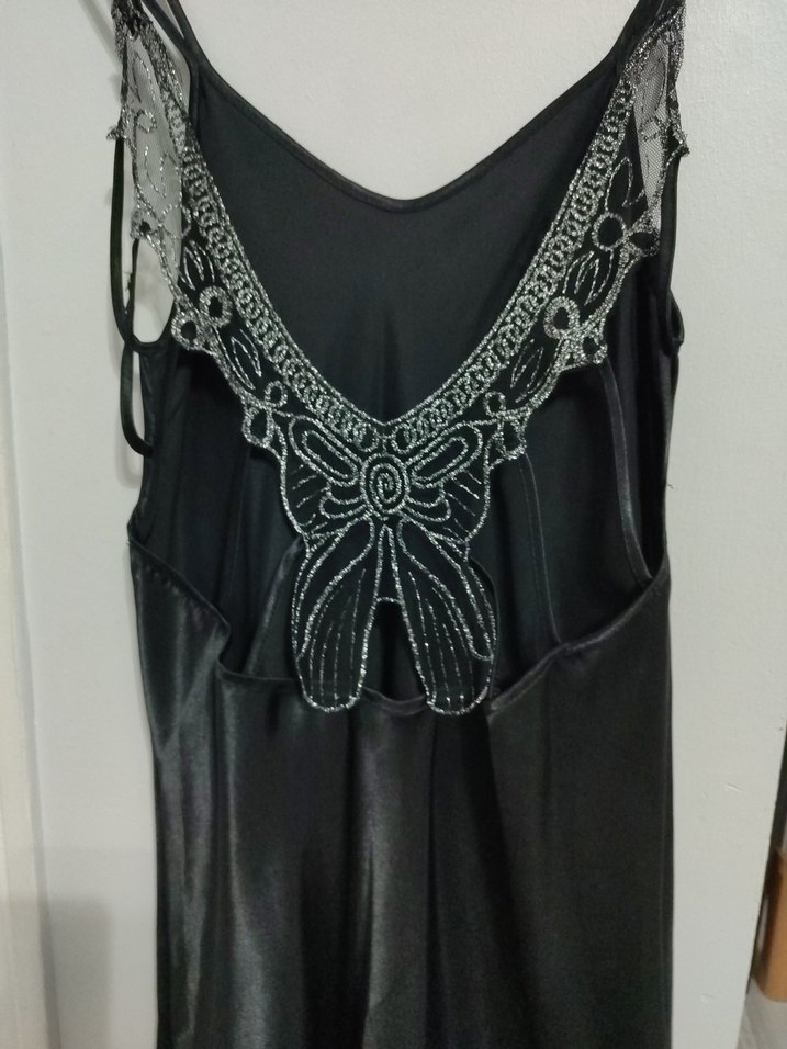 Siyah İşlemeli Uzun Gotik - Görsel 2