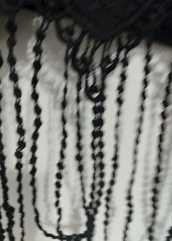 Püsküllü Siyah V Yakalı Kısa Büstiyer - Görsel 2