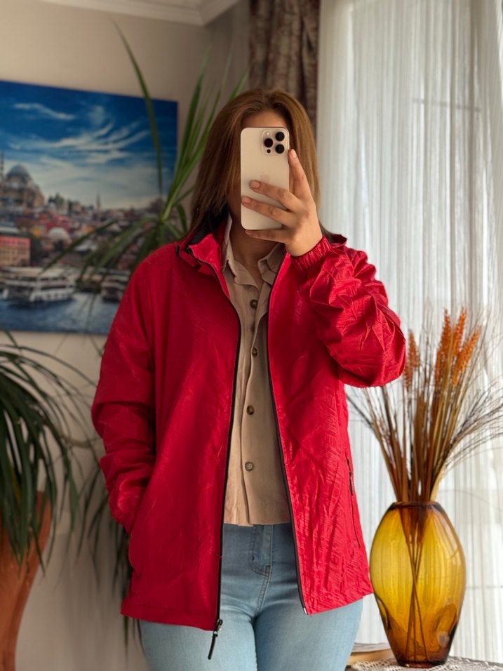 Kırmızı Kapüşonlu Fermuarlı Unisex Yağmurluk - Görsel 2