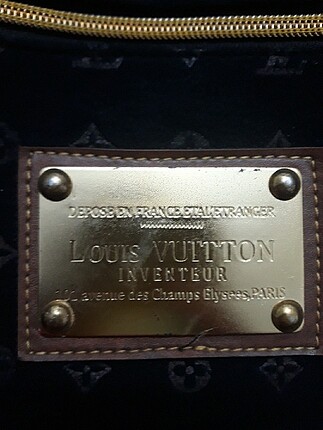 Louis Vuitton Az defosu var