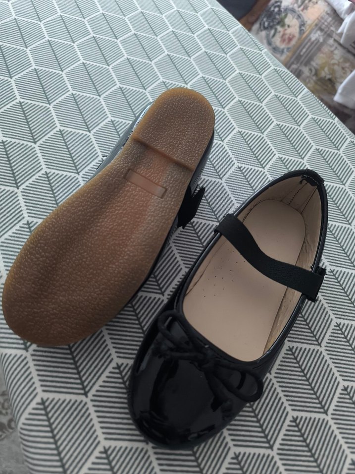 Kız Çocuk Siyah Rugan Balerin Ayakkabı - Görsel 2