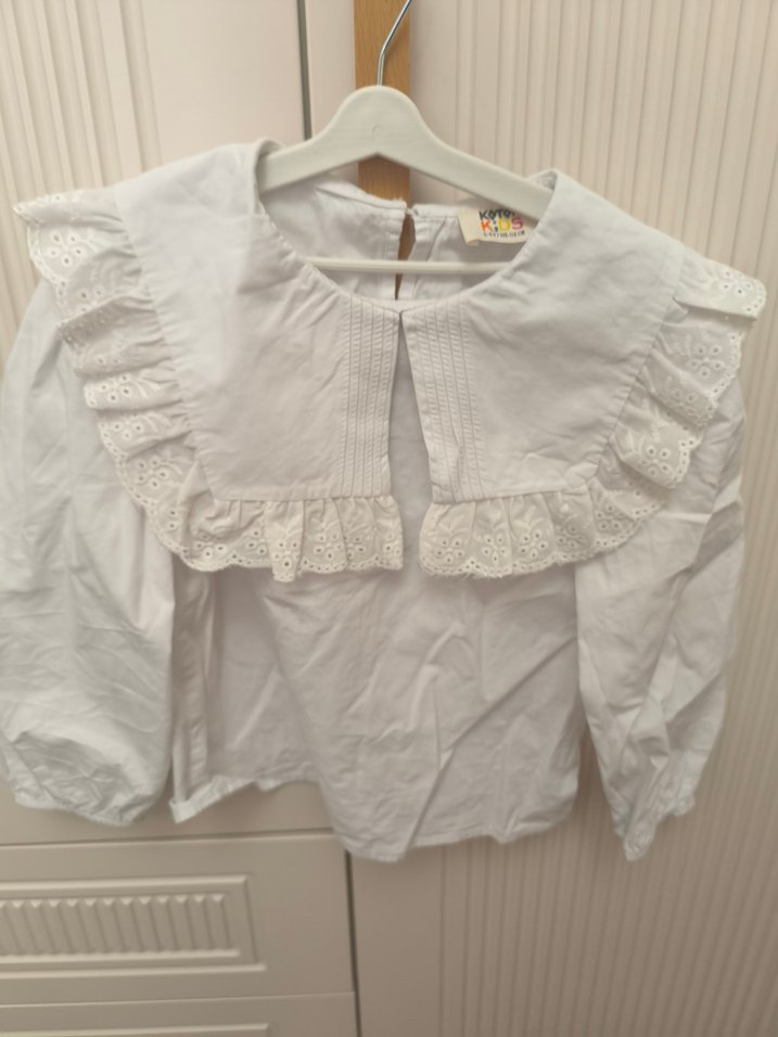 Kız Çocuk Beyaz Fırfırlı Pamuklu Bluz - Görsel 3