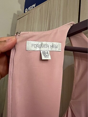 s Beden ten rengi Renk Forever New elbise