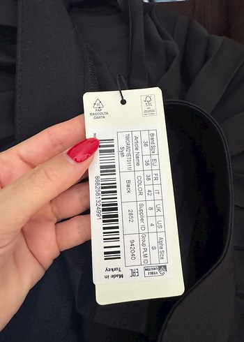 Trendyol & Milla Siyah Pilili Mini Etek