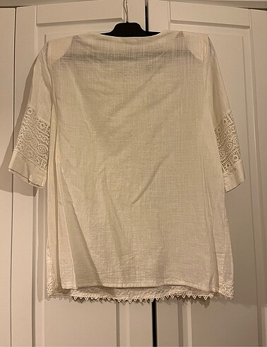 LC Waikiki Dantelli işlemeli bluz