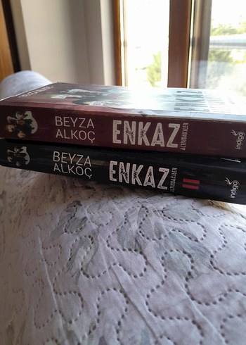 Beyza Alkoç - Enkaz Roman Seti