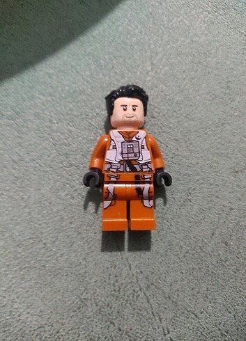 Poe Dameron (Pilot Jumpsuit, Hair Swept Left Tousled) Item No: s