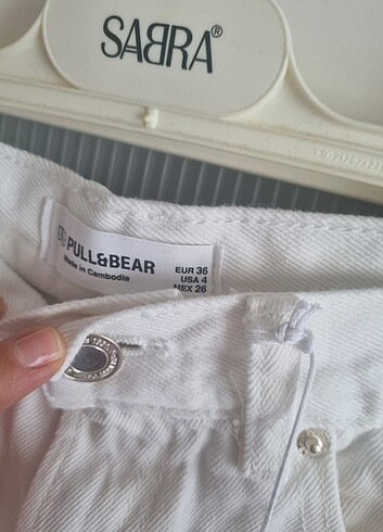 s Beden Pull and bear etiketli şort