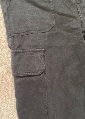 Düğmeli Siyah Rahat Kesim Kadın Kot Pantolon - Görsel 3