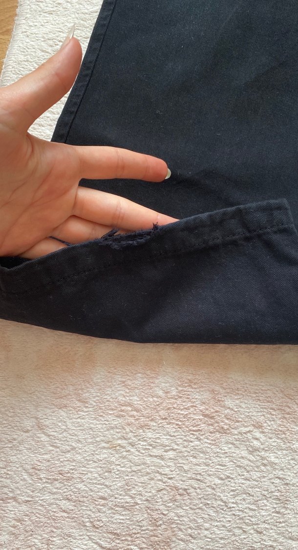 Düğmeli Siyah Rahat Kesim Kadın Kot Pantolon - Görsel 5