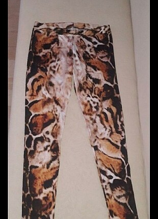 Anıl marka leoparlı tayt