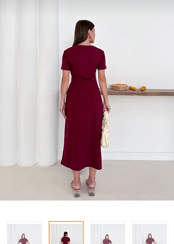 Bordo Yüksek Yakalı Saten Uzun Elbise - Görsel 2