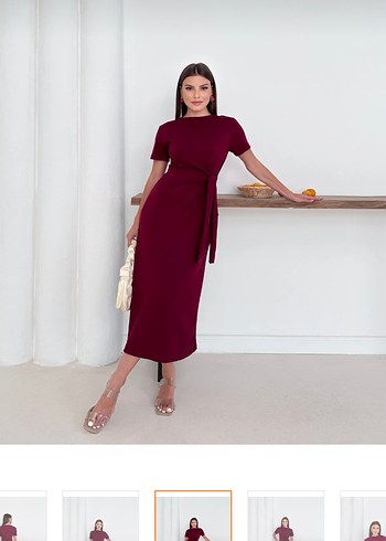 Bordo Yüksek Yakalı Saten Uzun Elbise - Görsel 4