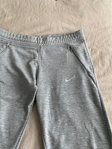 Nike Nike gri eşofman altı