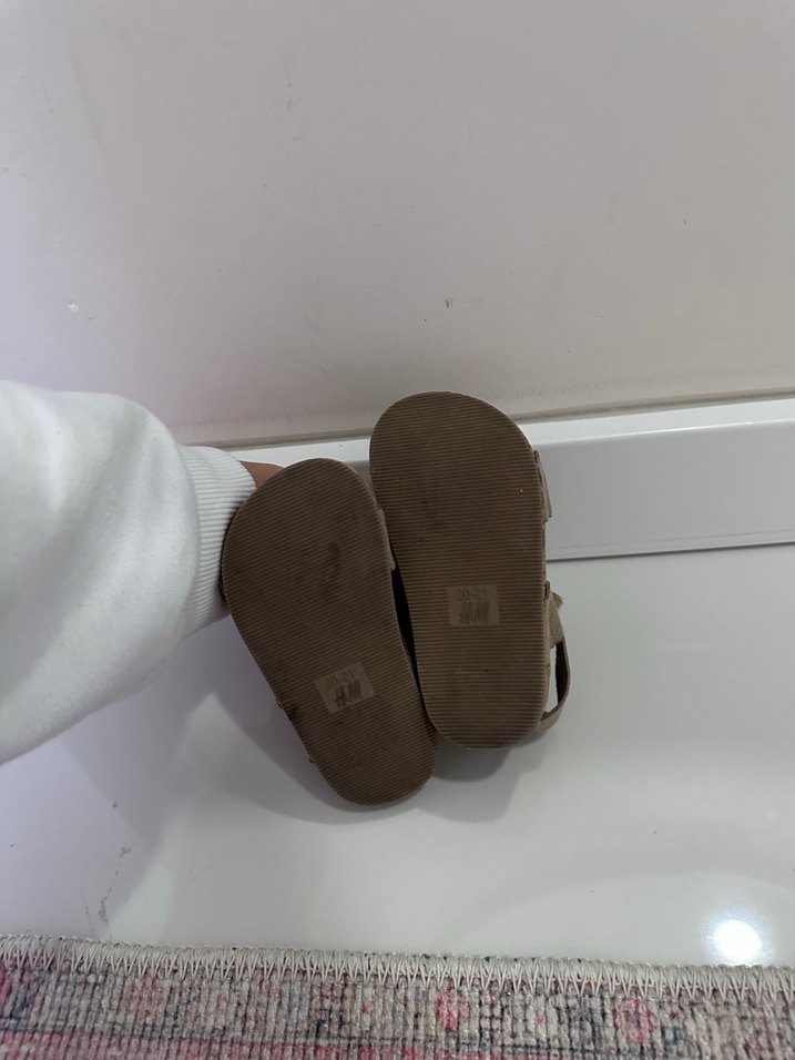 H&M Bej Süet Erkek Çocuk Sandalet - Görsel 2