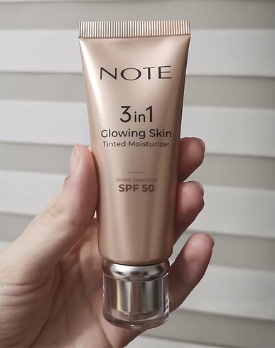 Note Note 3 in 1 glowing skin