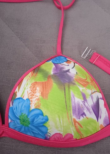 38 Beden Çiçek Desenli Mini Pembe Bikini Üstü