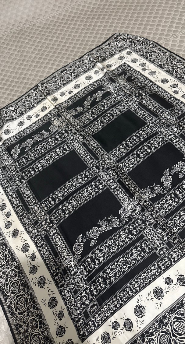 Armine ipek eşarp - Görsel 3